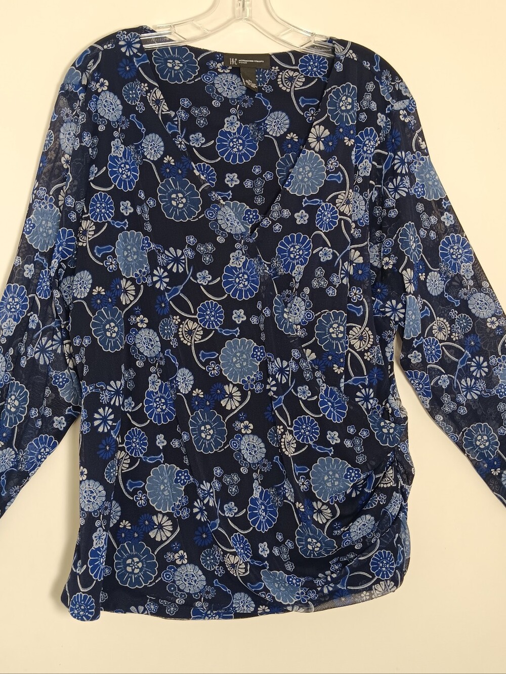 Inc Womens  Faux Wrap Floral Blouse Navy Blue And White Floral. Size 3x.